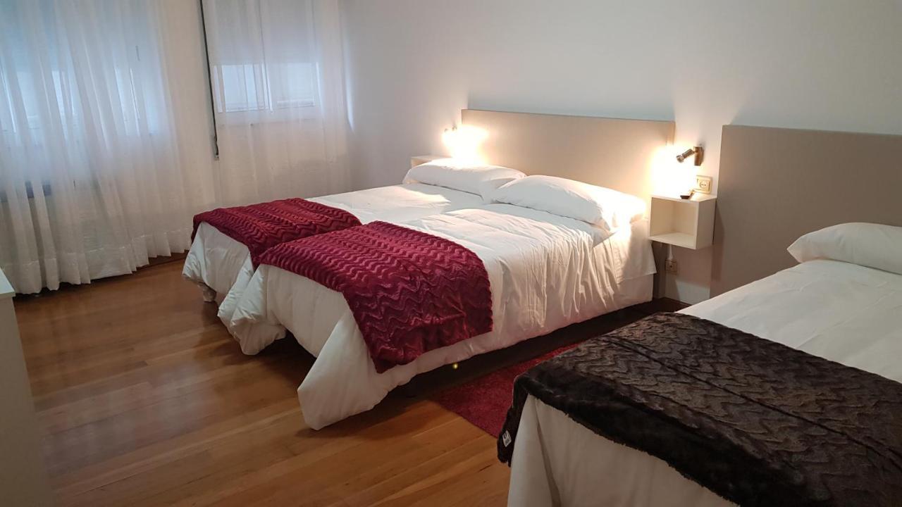 Apartamentos Shalom Ribadeo Kültér fotó